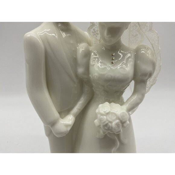 San Francisco Music Box Company Vintage Musical Bride & Groom Porcelain Collecti - Picture 6 of 15